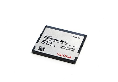 San Disk Extreme Pro CFast 2 512 GB_perspective