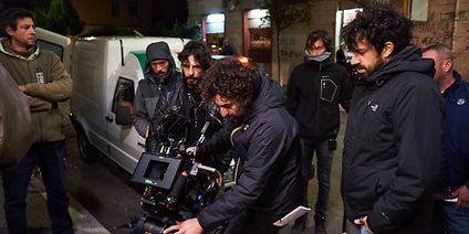 rock-n-roll-robot-da-destra-francesco-argenziano-operatore-federico-annicchiarico-con-arri-alexa-mini-marco-bocci-regista-e-dietro-diego-vallini-first-ac