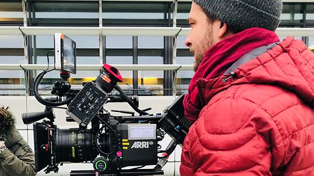 arri-alexa-mini-rri-rental-hannes-spielfilm-behind-the-scenes-julius-aeneas-thamer (1)