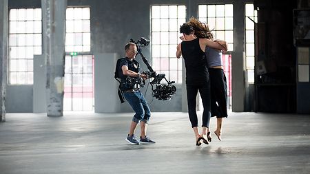 curt-schaller-arri-trinity-camera-stabilizer-dancing