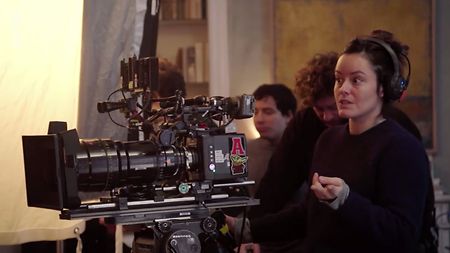 20210521-arri-online-news-french-tv-series-en-therapie-dp-melodie-preel-alexamini-amira-skypanel-5
