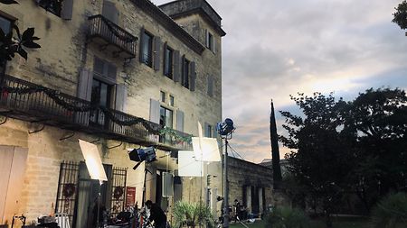 20210521-arri-online-news-french-tv-series-ici-tout-commence-alexamini-amira-skypanel-fabien-malot-7