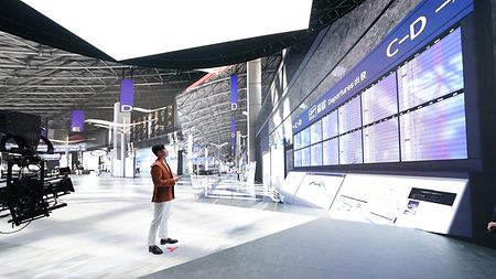 20211117-va-corporation-leads-south-korea-entry-into-mixed-reality-production_04