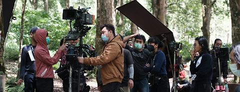 Cinematographer Batara Goempar uses many products of the arri camera systems ecosystem on set. 