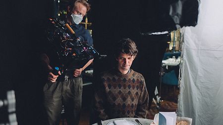 This-is-Going-to-Hurt-ARRI-ALEXA-Mini-LF-cinematography-Benedict-Spence-4