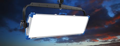 M20_SkyPanel_s120