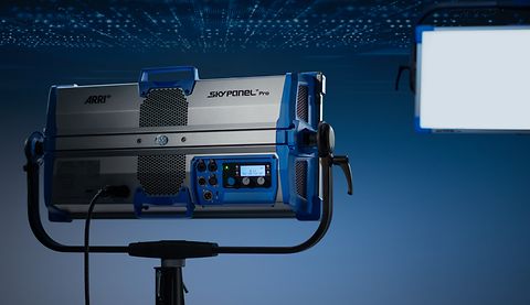 ARRI-SkyPanelPro_online_StageSlider-2944x1700px_09-06