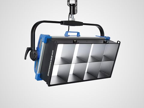 SkyPanel S60 Pro with Standard Diffusion, Egg Crate and Manual Yoke - Hang