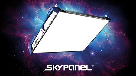 Bild17_2_ARRI_SkyPanel-Family_S360-C_space-nebula-1024x538