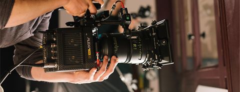 arri-alexa-mini-lf-camera-cafe-mila-shoot-heiko-knauer-foto-michael-trammer-19