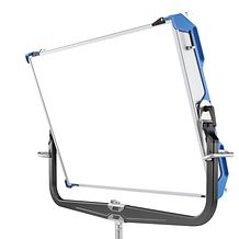 SkyPanel S360-C - Front View, tilted