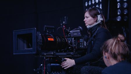 Six AMIRA Live and two ALEXA Mini cameras were used for the carefully choreographed shoot